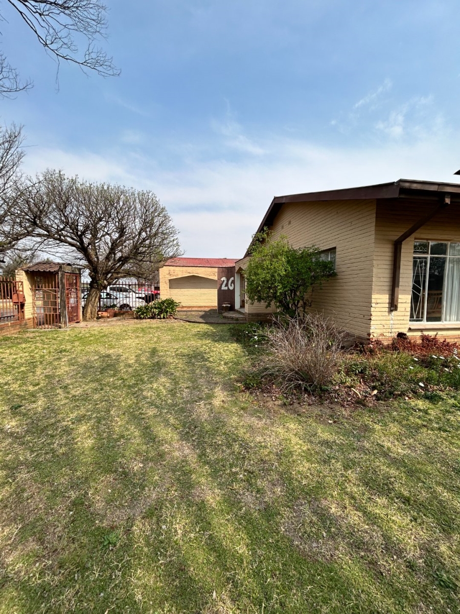 4 Bedroom Property for Sale in Hospitaalheuwel Free State